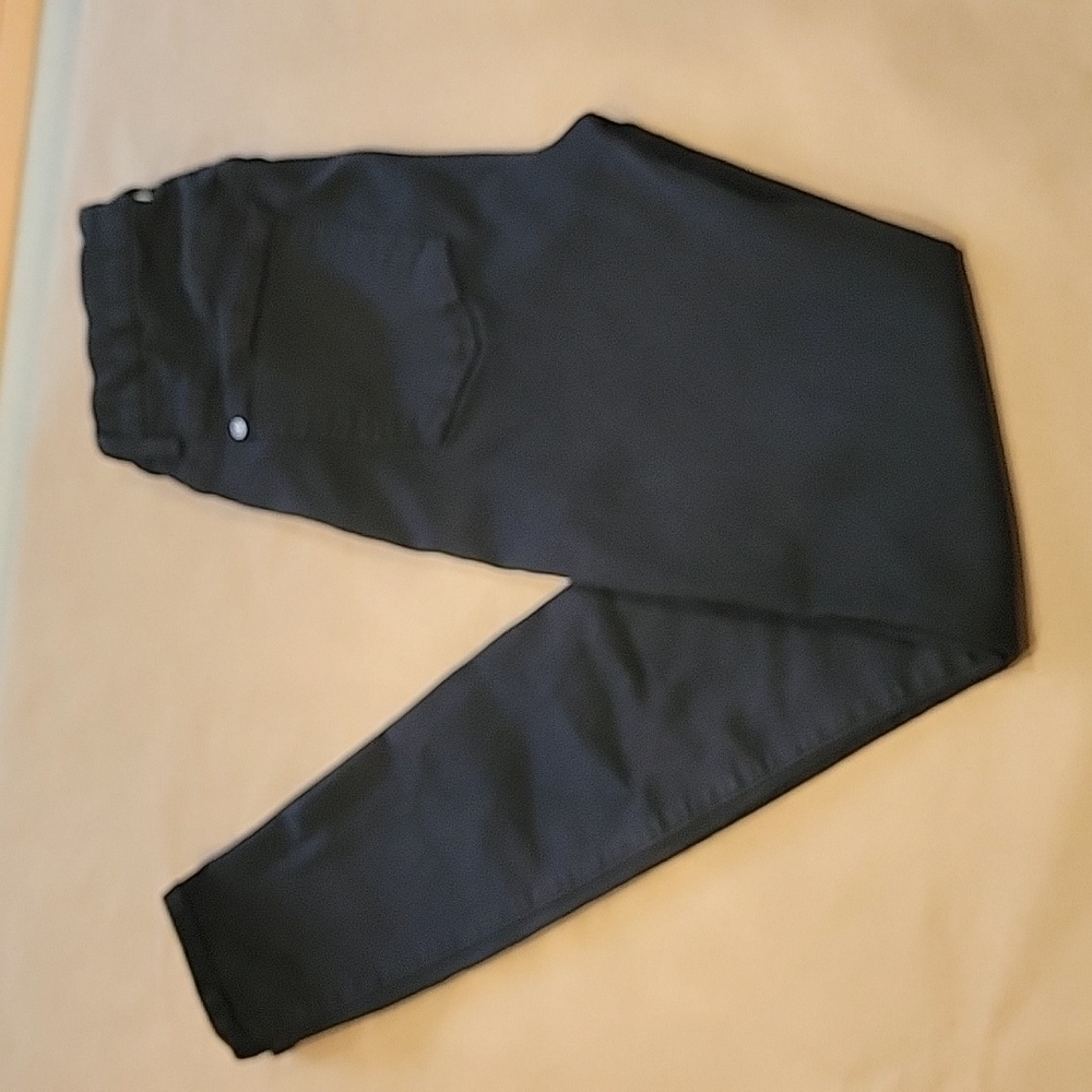 7 For All Mankind Size 28 The High Waist Skinny Black Jeans, Gently Used Cond.